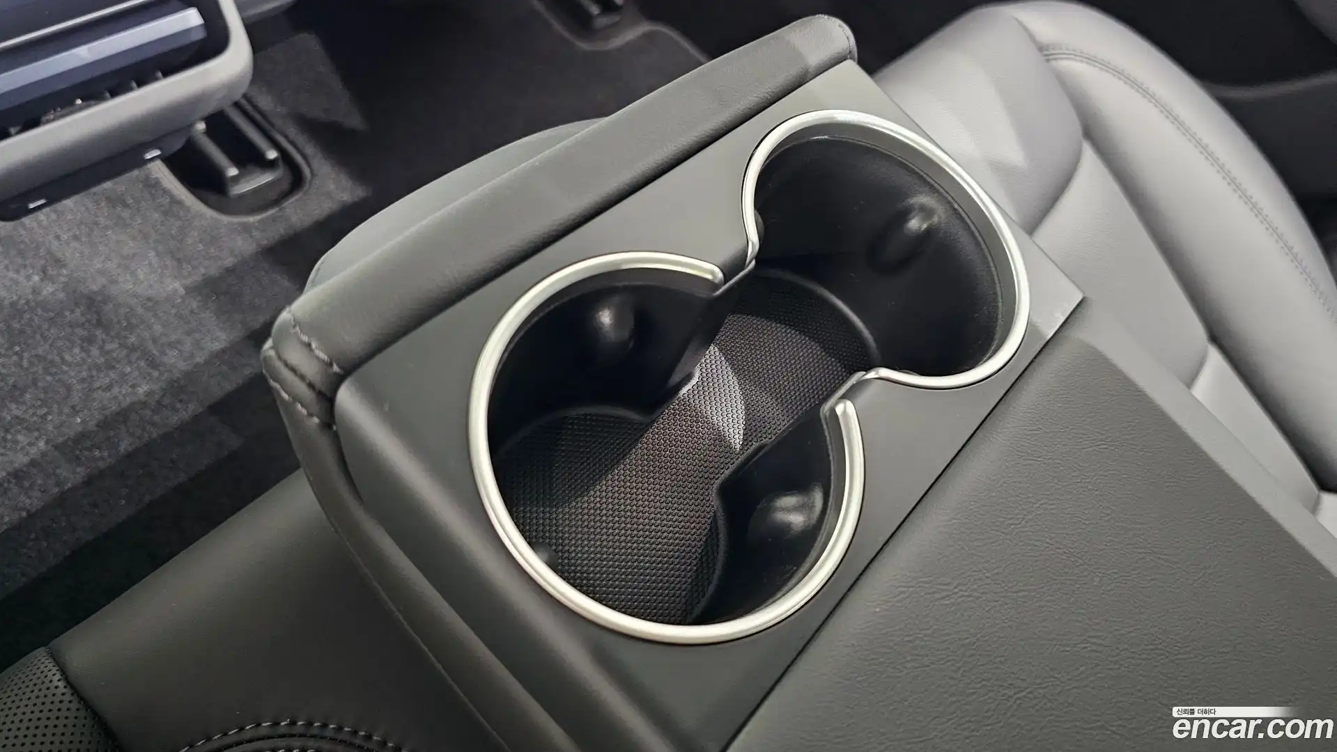 Model 3 Tesla 2025.6-OPTION-041