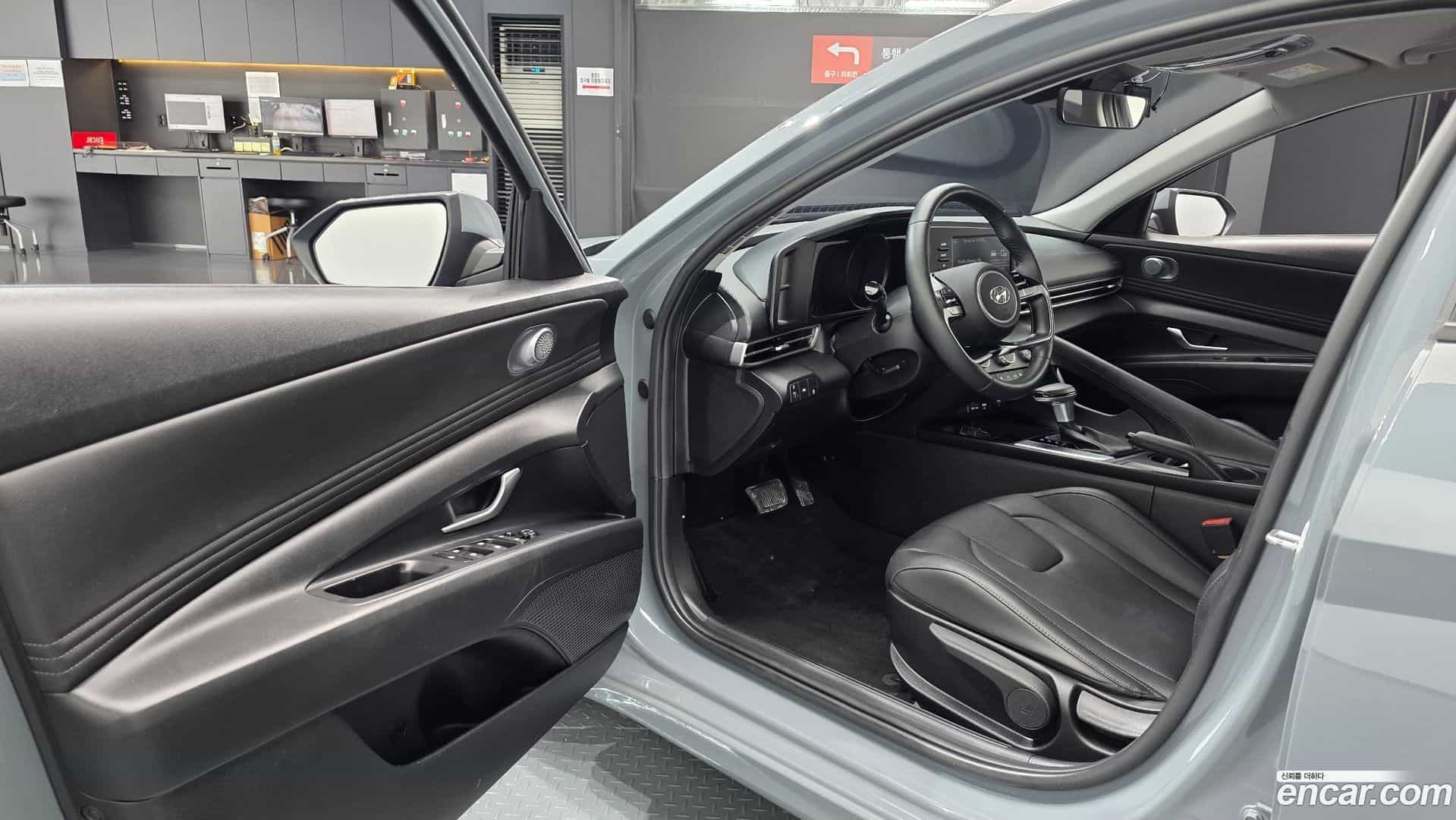 AVANTE Hyundai 2021.3-INNER-010