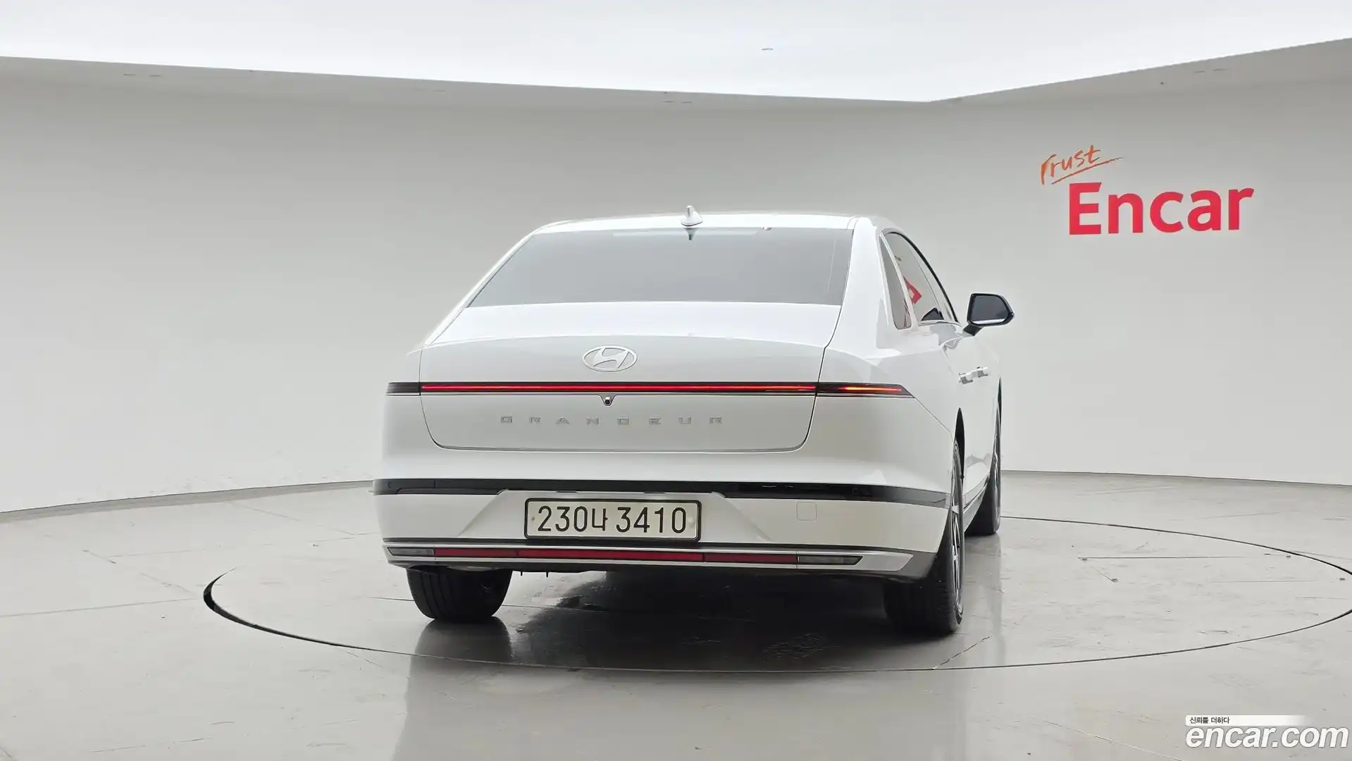 Grandeur Hyundai 2023.0-OUTER-004