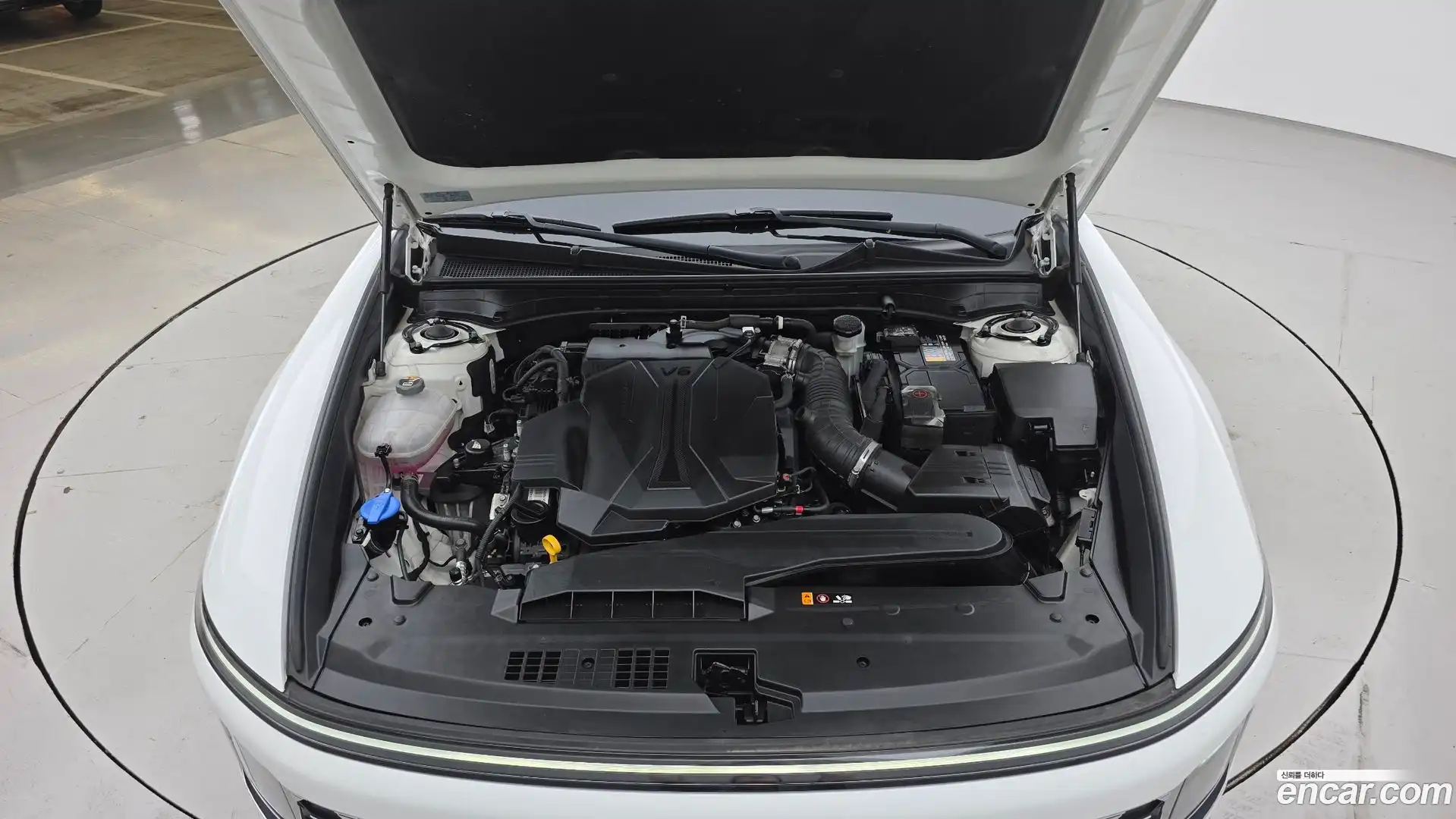 Grandeur Hyundai 2023.0-OUTER-006