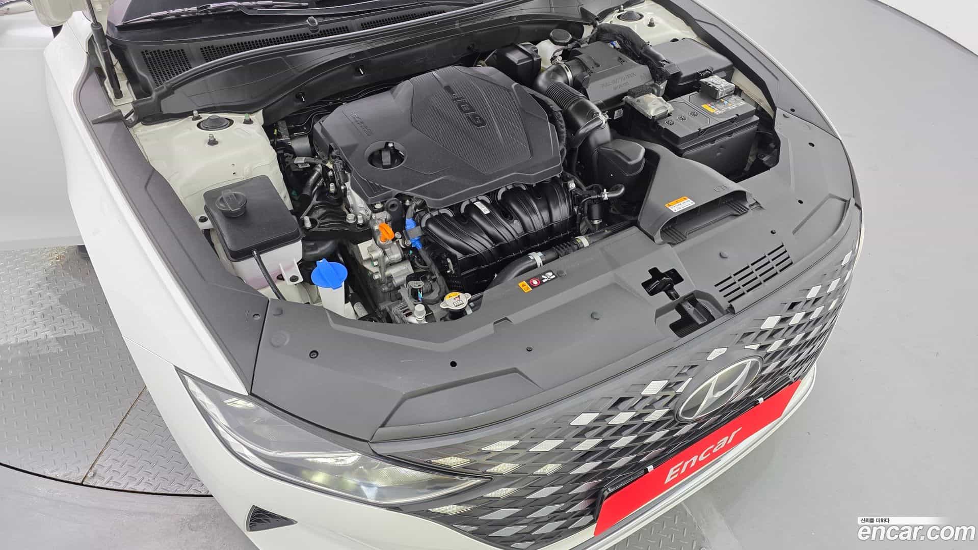 Grandeur Hyundai 2022.5-OUTER-006