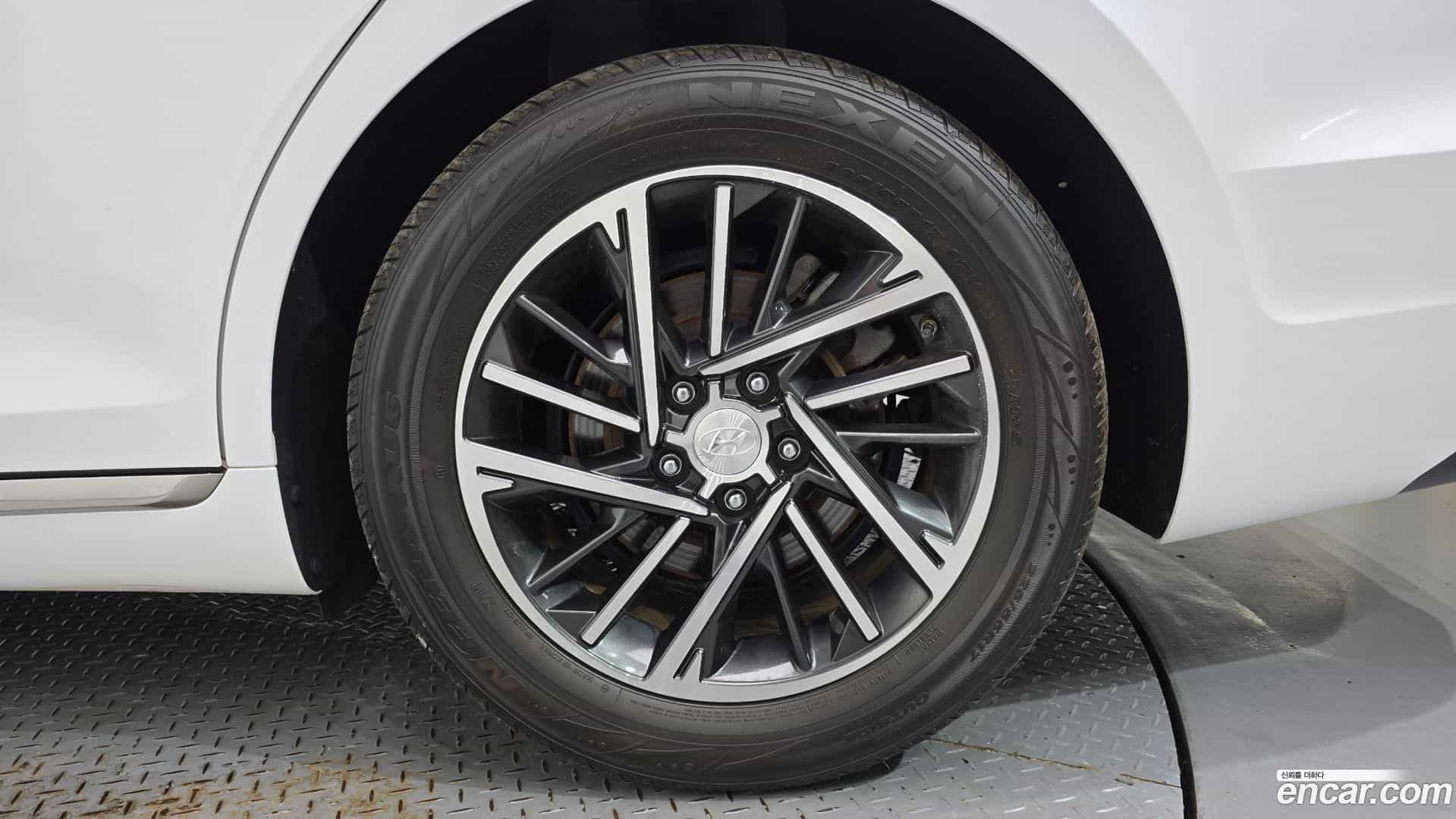 Grandeur Hyundai 2022.5-OUTER-031