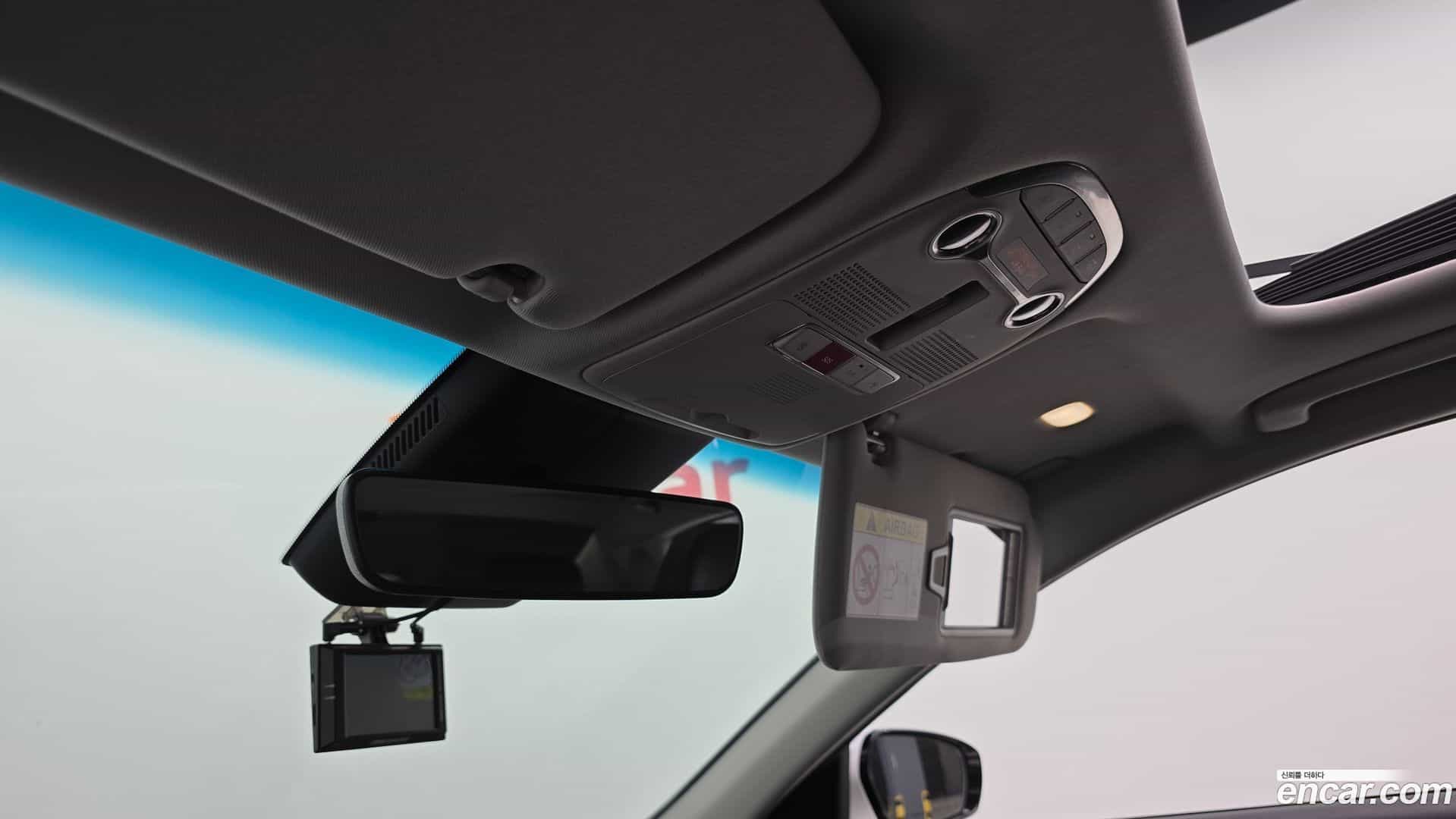 Grandeur Hyundai 2022.5-OPTION-042