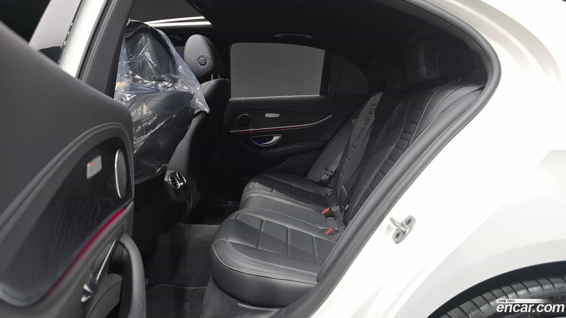 E-Class Mercedes-Benz 2020.11-OPTION-015