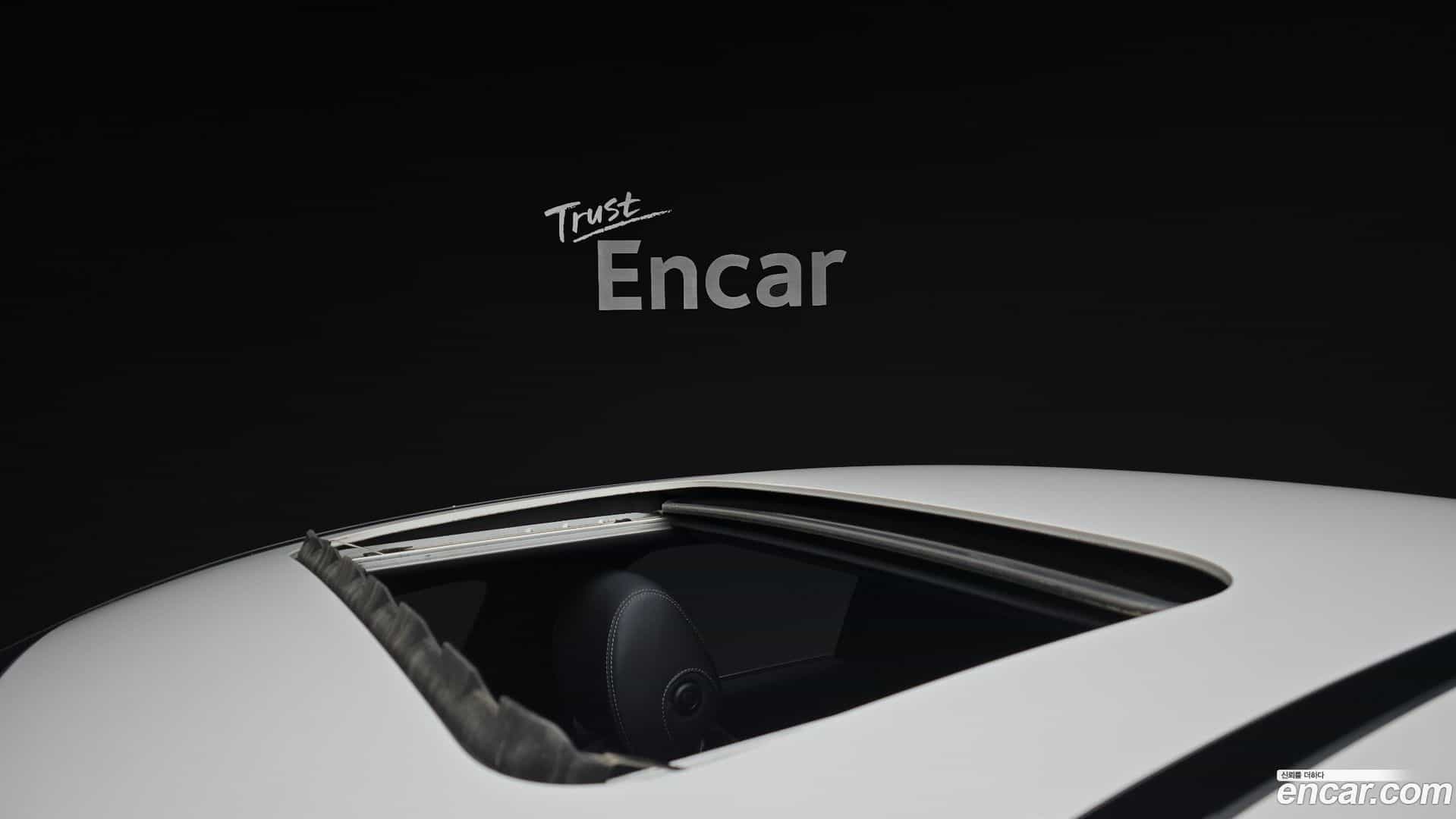 E-Class Mercedes-Benz 2020.11-OPTION-023
