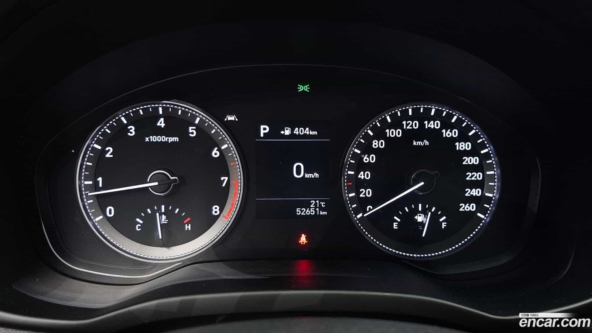 Grandeur Hyundai 2019.10-INNER-008