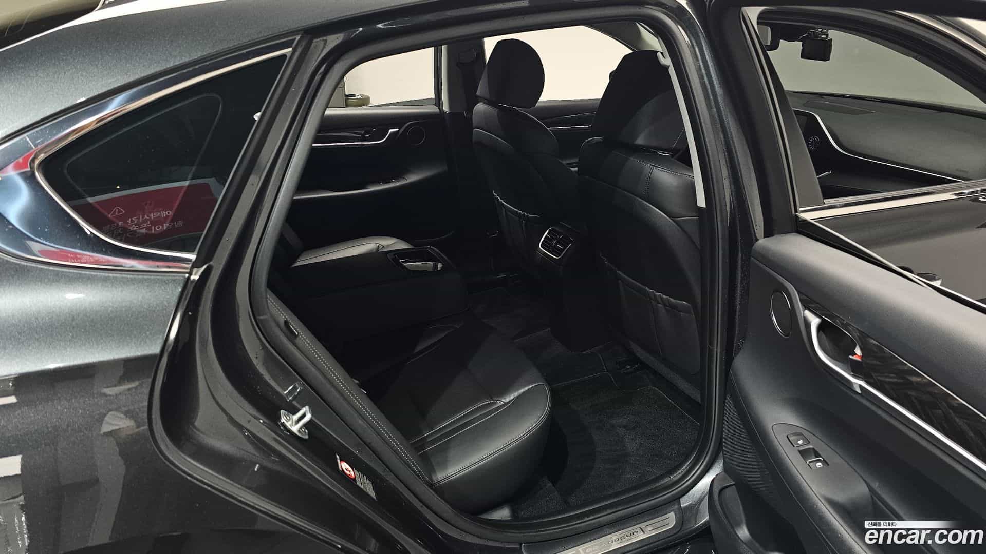 Grandeur Hyundai 2019.10-OPTION-016
