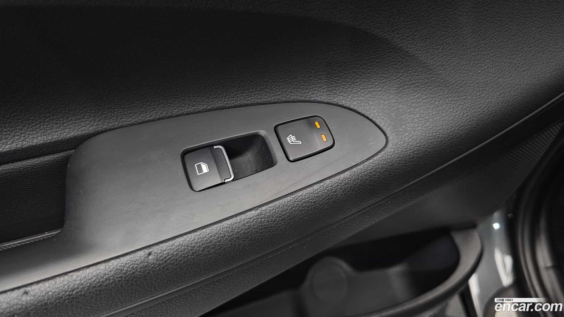 Grandeur Hyundai 2019.10-OPTION-023