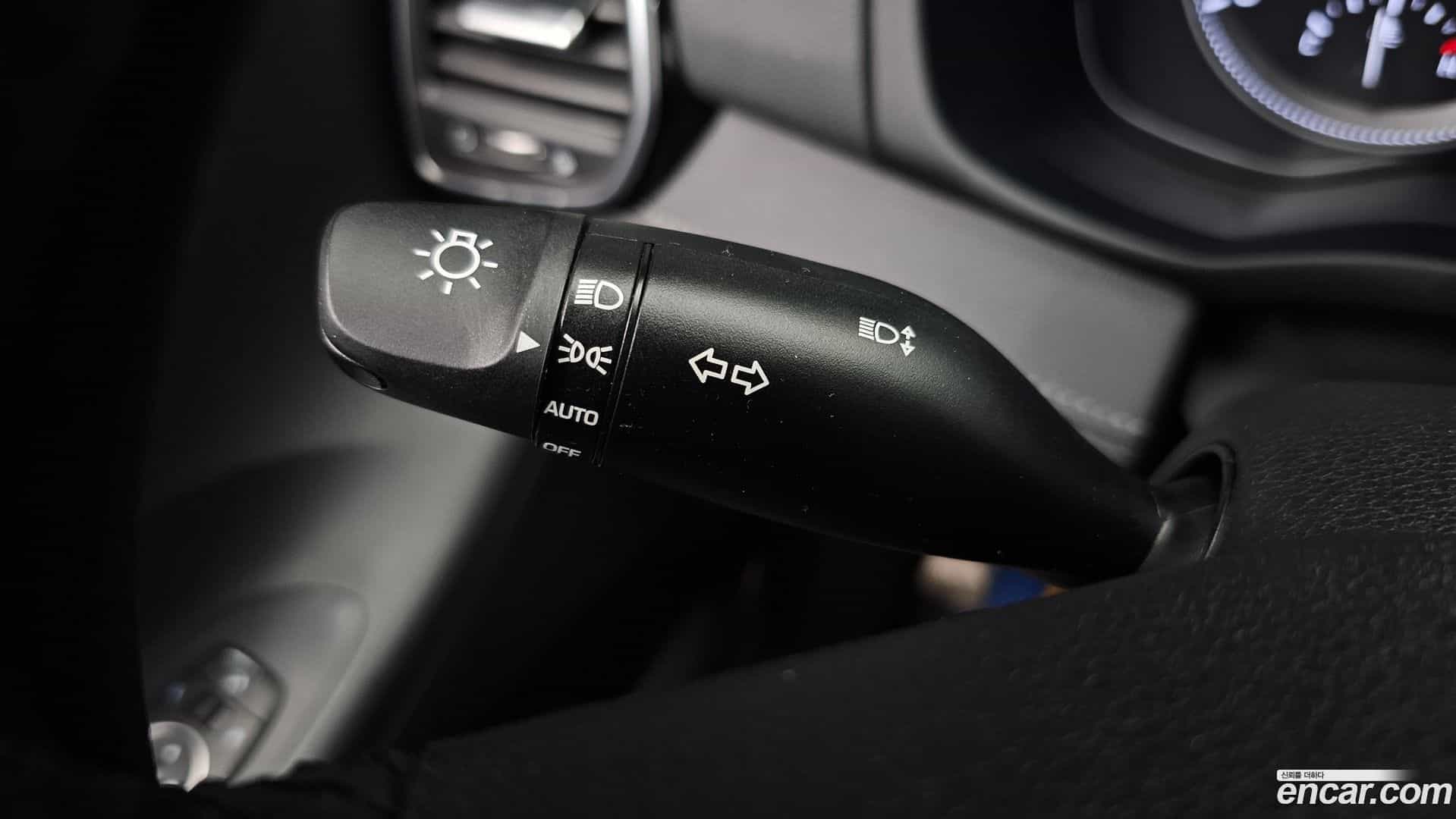 Grandeur Hyundai 2019.10-OPTION-041