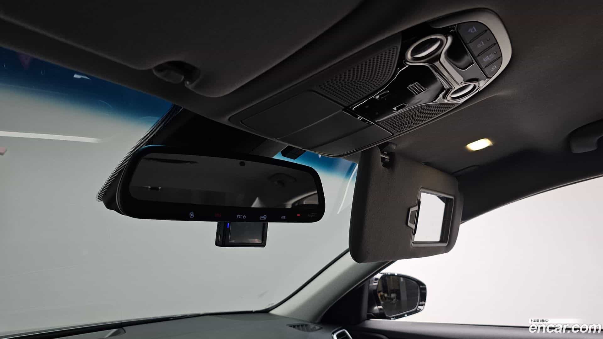 Grandeur Hyundai 2019.10-OPTION-044