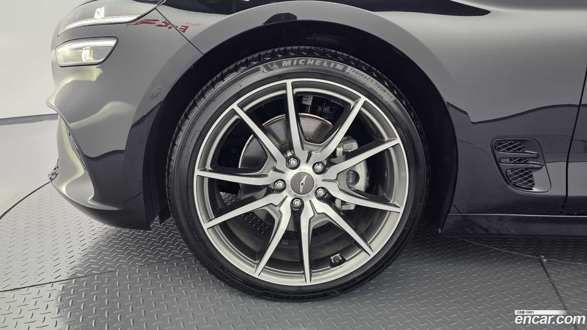G70 Genesis 2022.11-OUTER-005