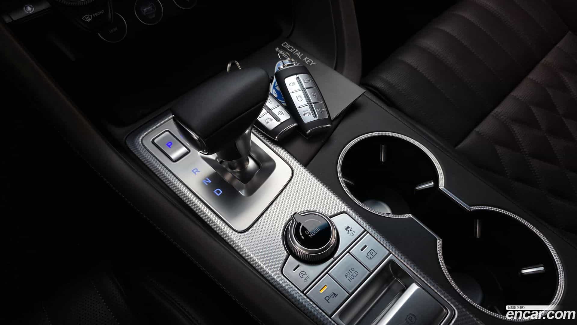 G70 Genesis 2022.11-INNER-009