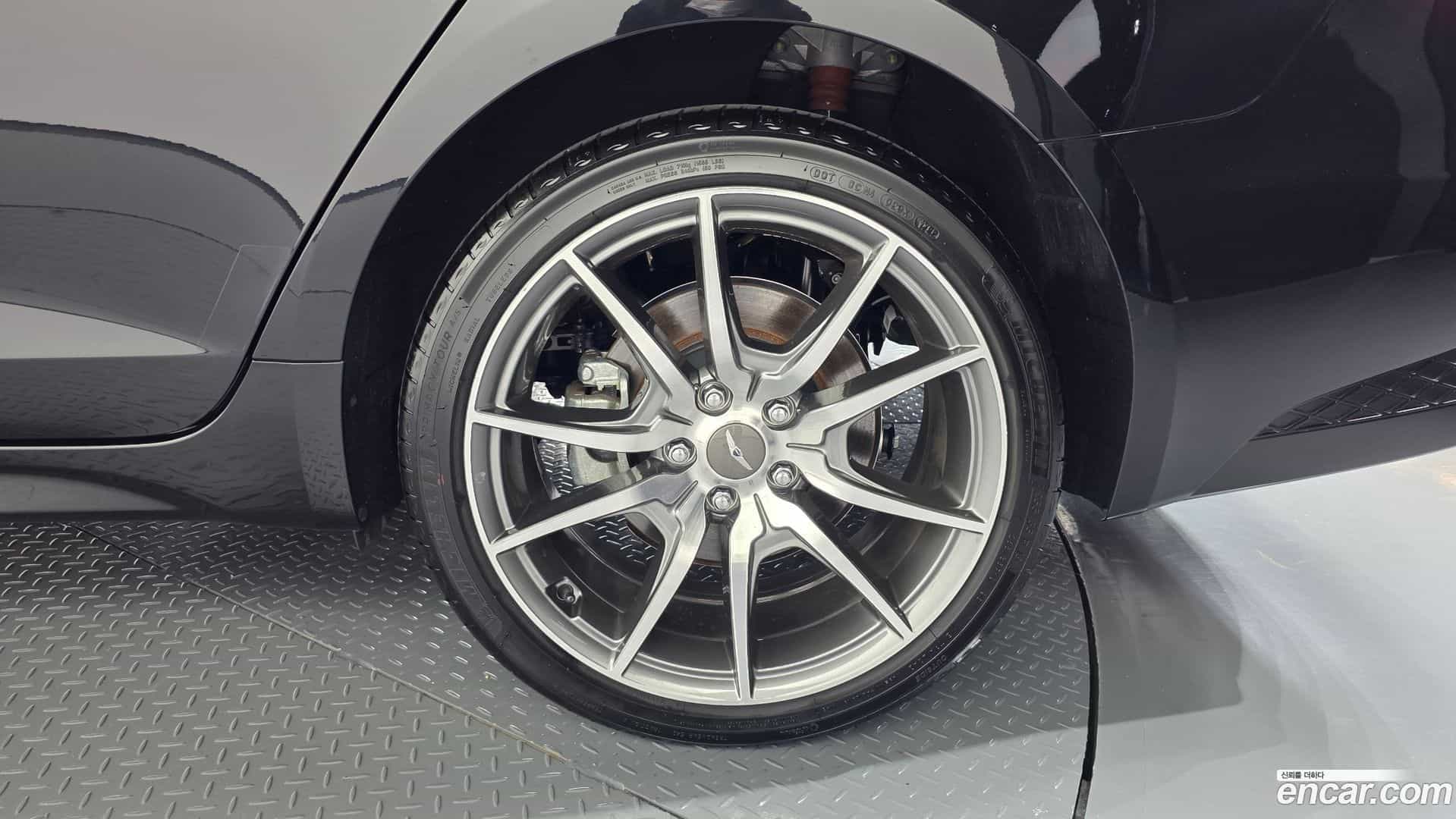 G70 Genesis 2022.11-OUTER-031