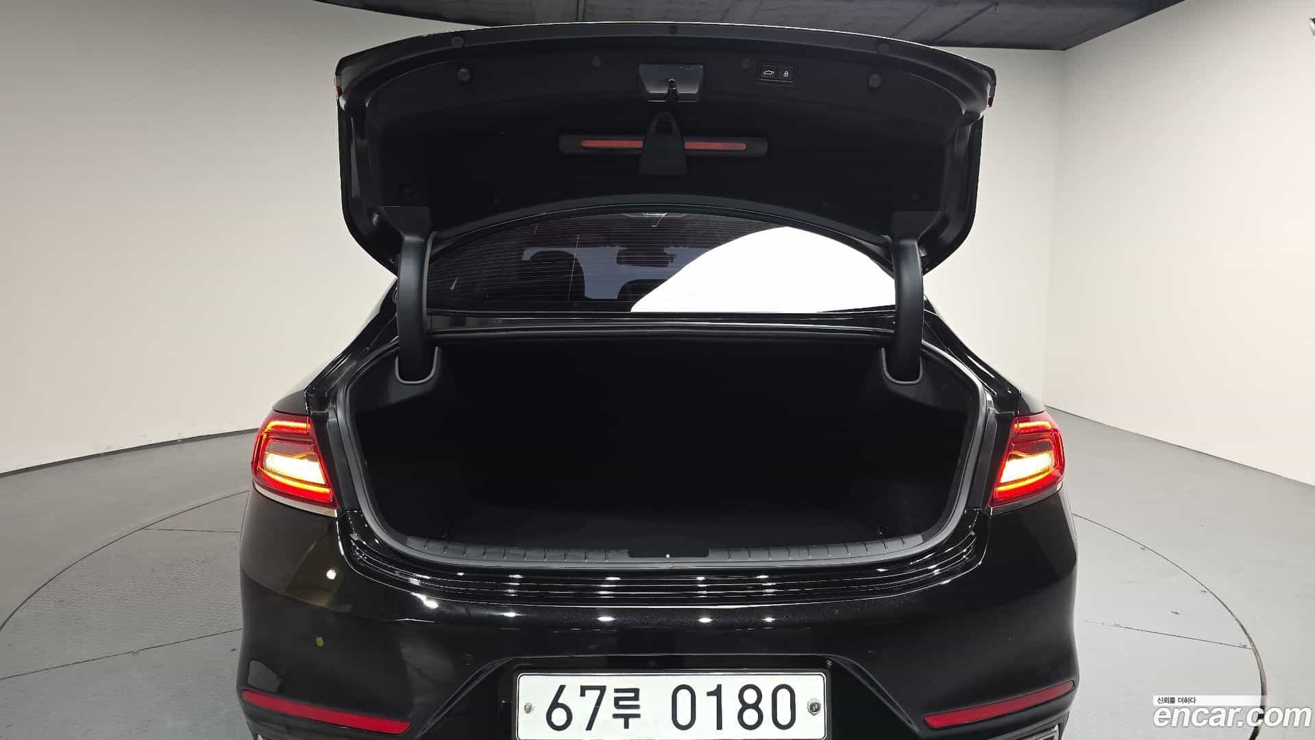 Grandeur Hyundai 2016.11-OPTION-024