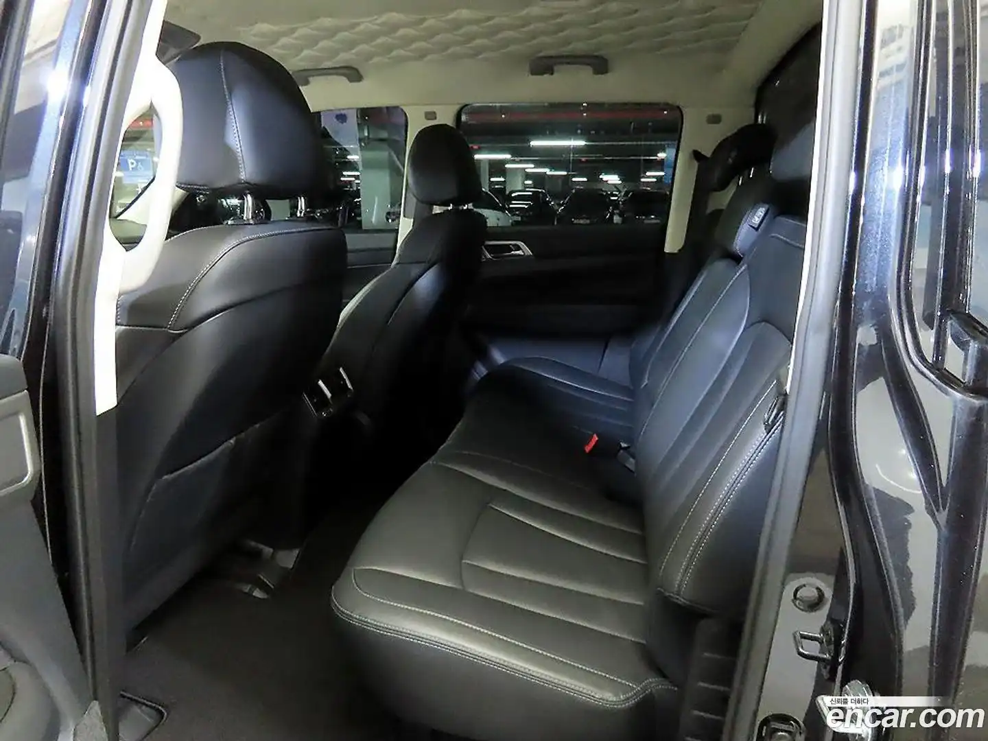 Rexton KG Mobility 2018.3-INNER-007