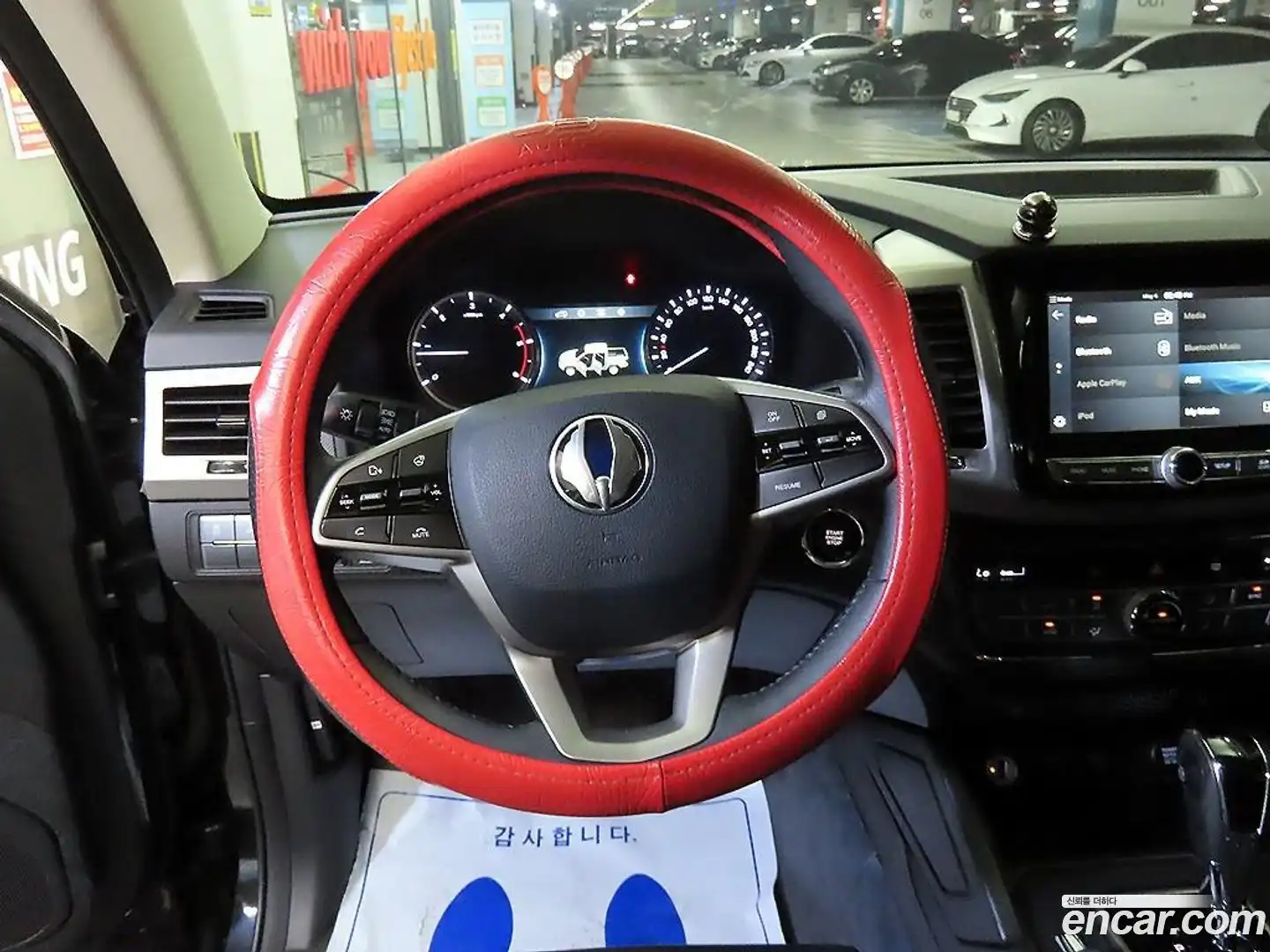 Rexton KG Mobility 2018.3-INNER-008