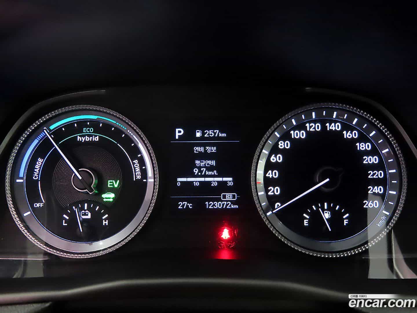 Sonata Hyundai 2019.10-INNER-008