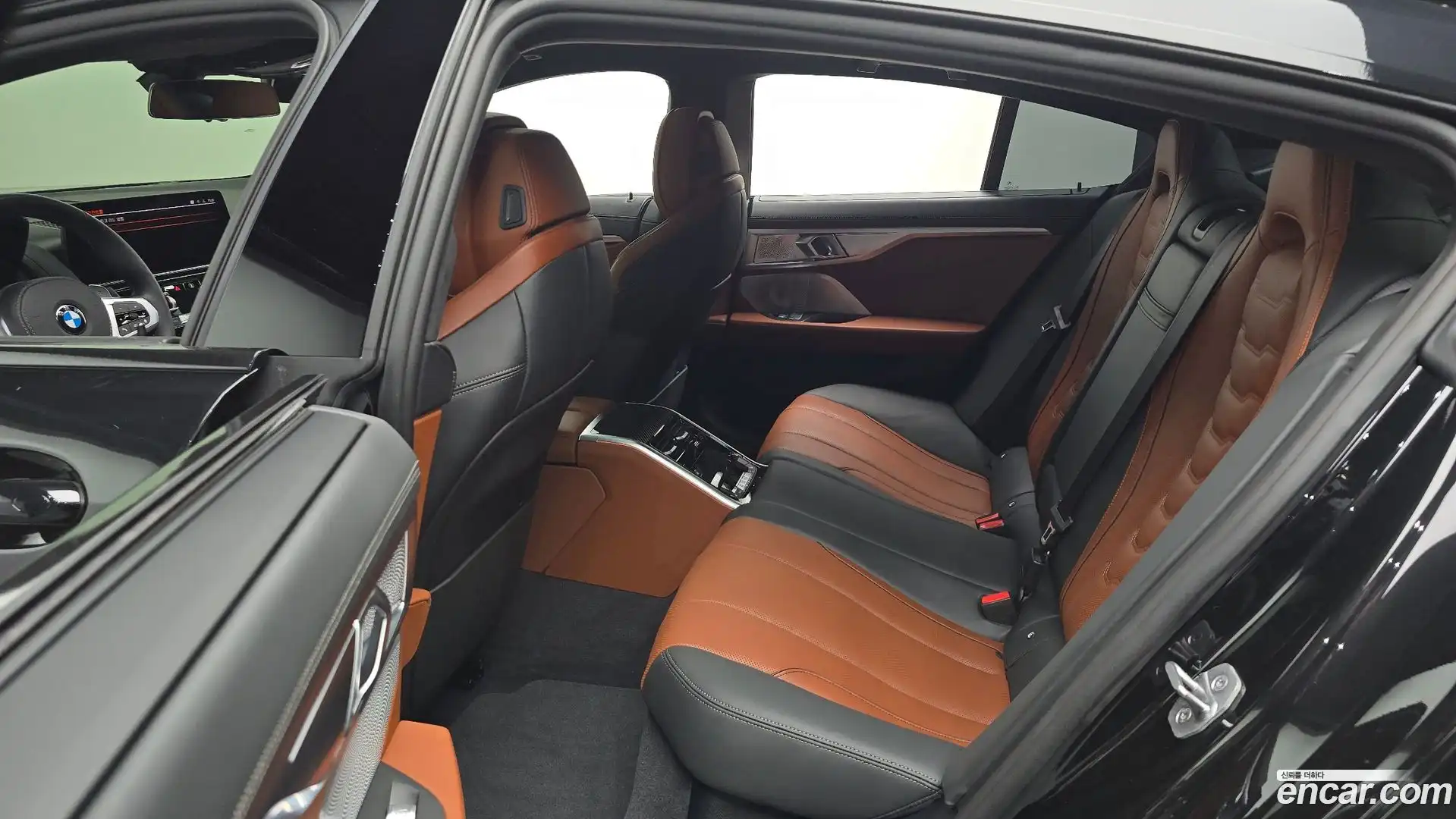 8-Series BMW 2024.10-OPTION-016
