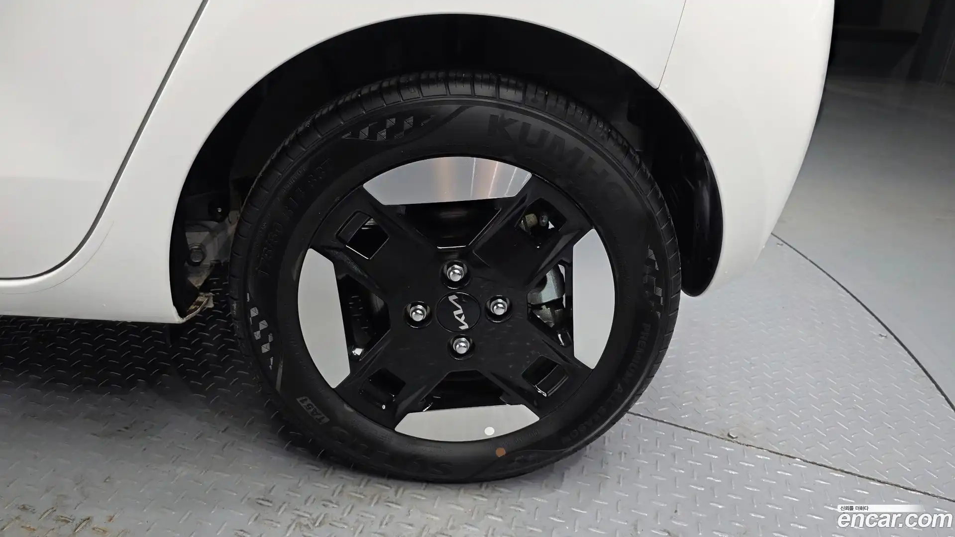 RAY Kia 2024.4-OUTER-031