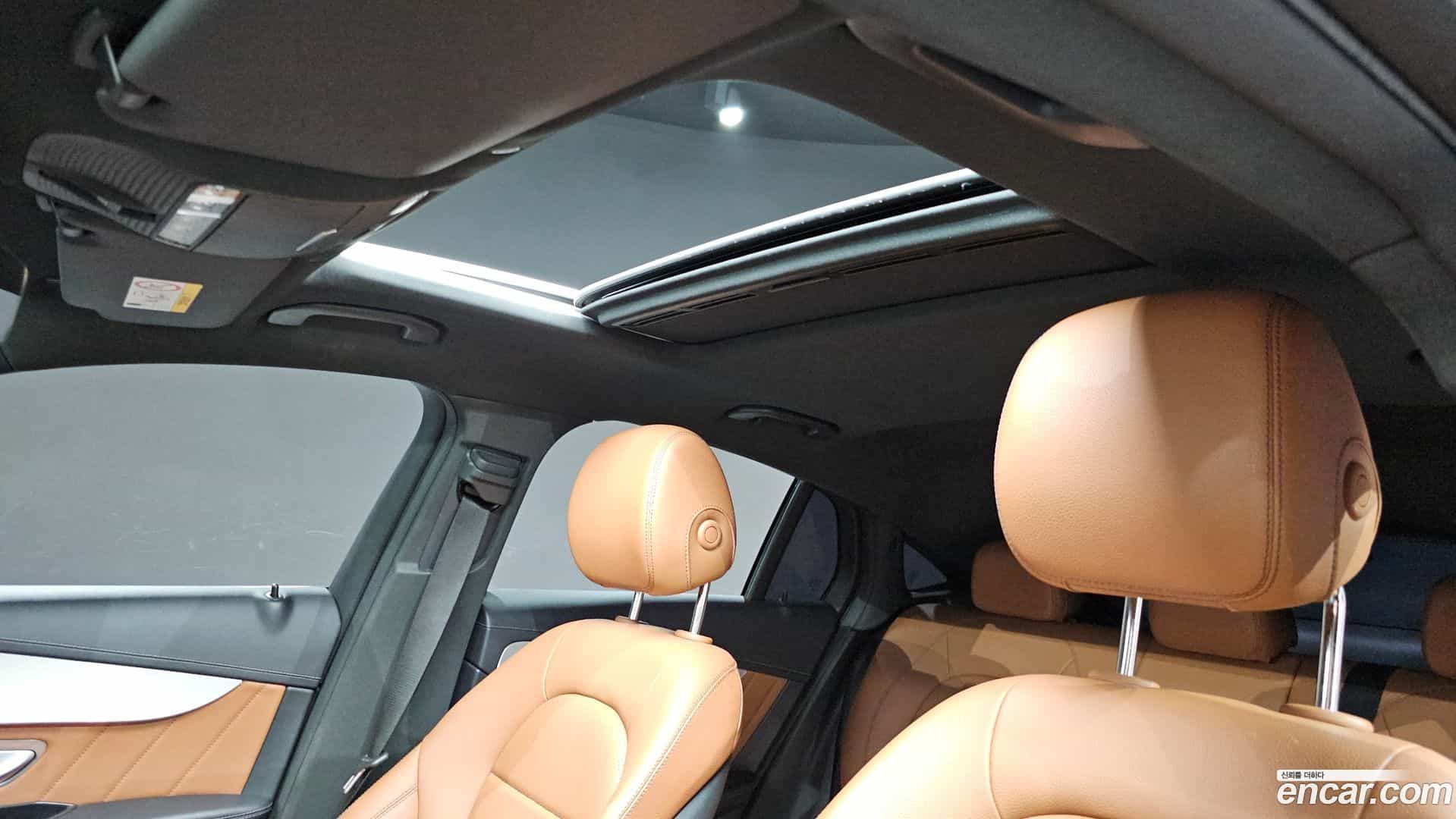 GLC-Class Mercedes-Benz 2023.2-OPTION-022