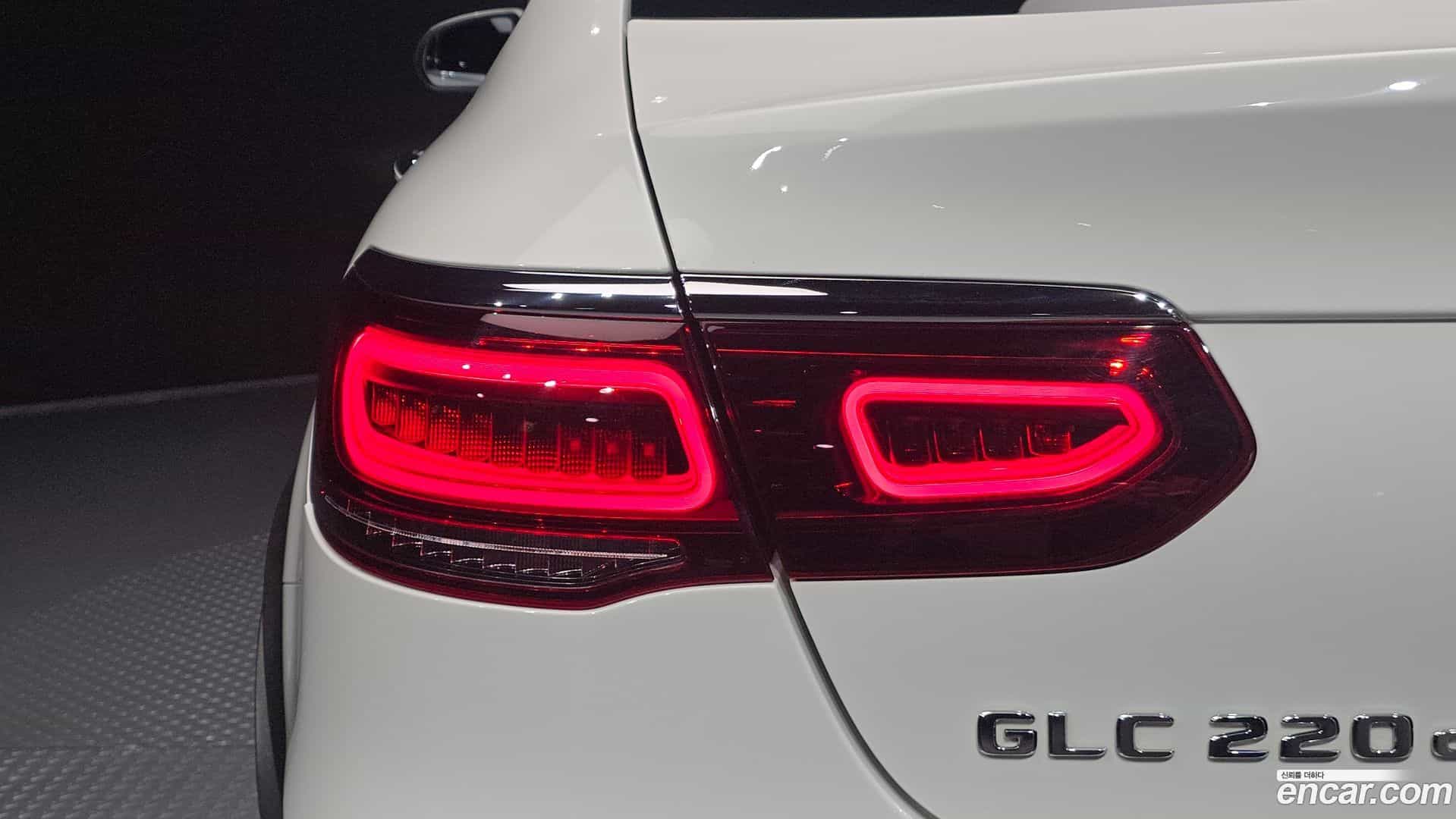 GLC-Class Mercedes-Benz 2023.2-OUTER-033