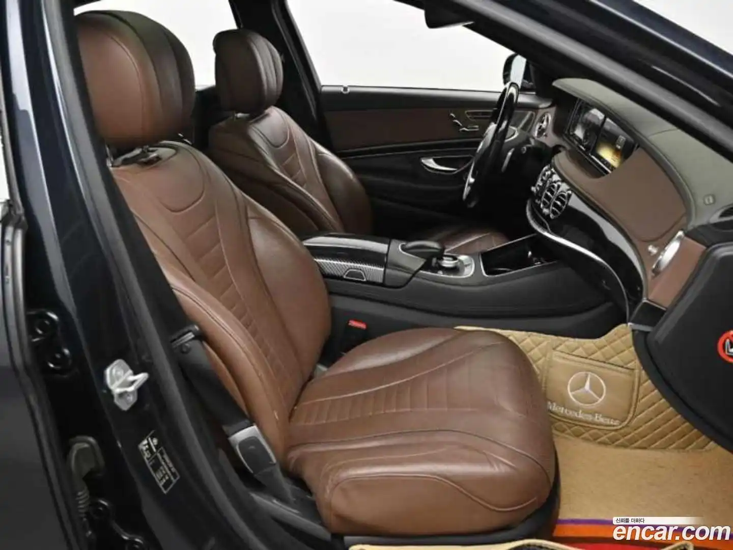 S-Class Mercedes-Benz 2014.3-INNER-010