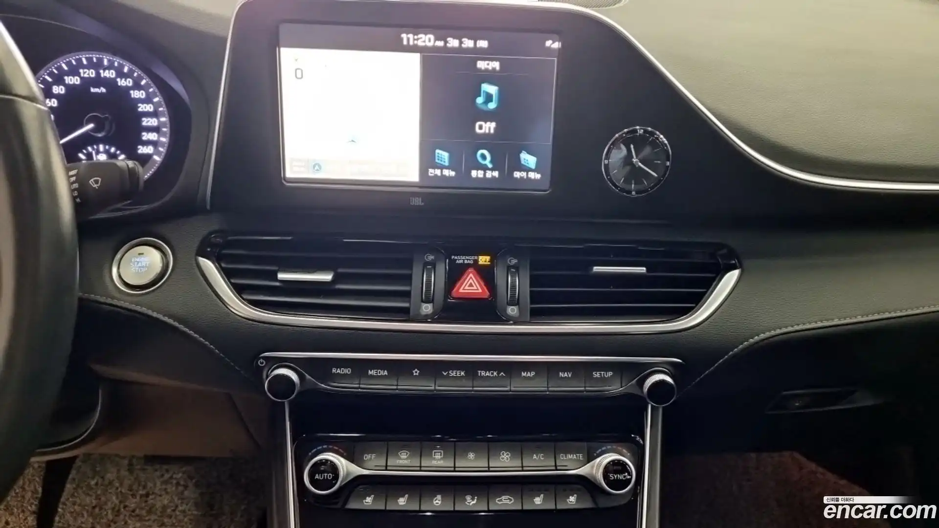 Grandeur Hyundai 2018.4-OPTION-020