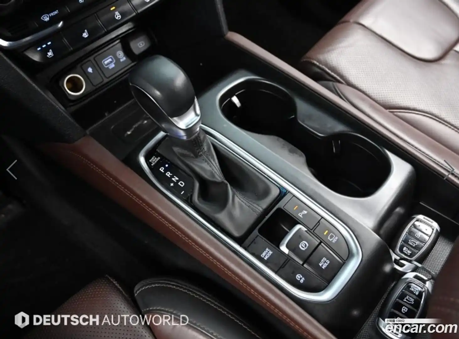 Santafe Hyundai 2019.2-INNER-009