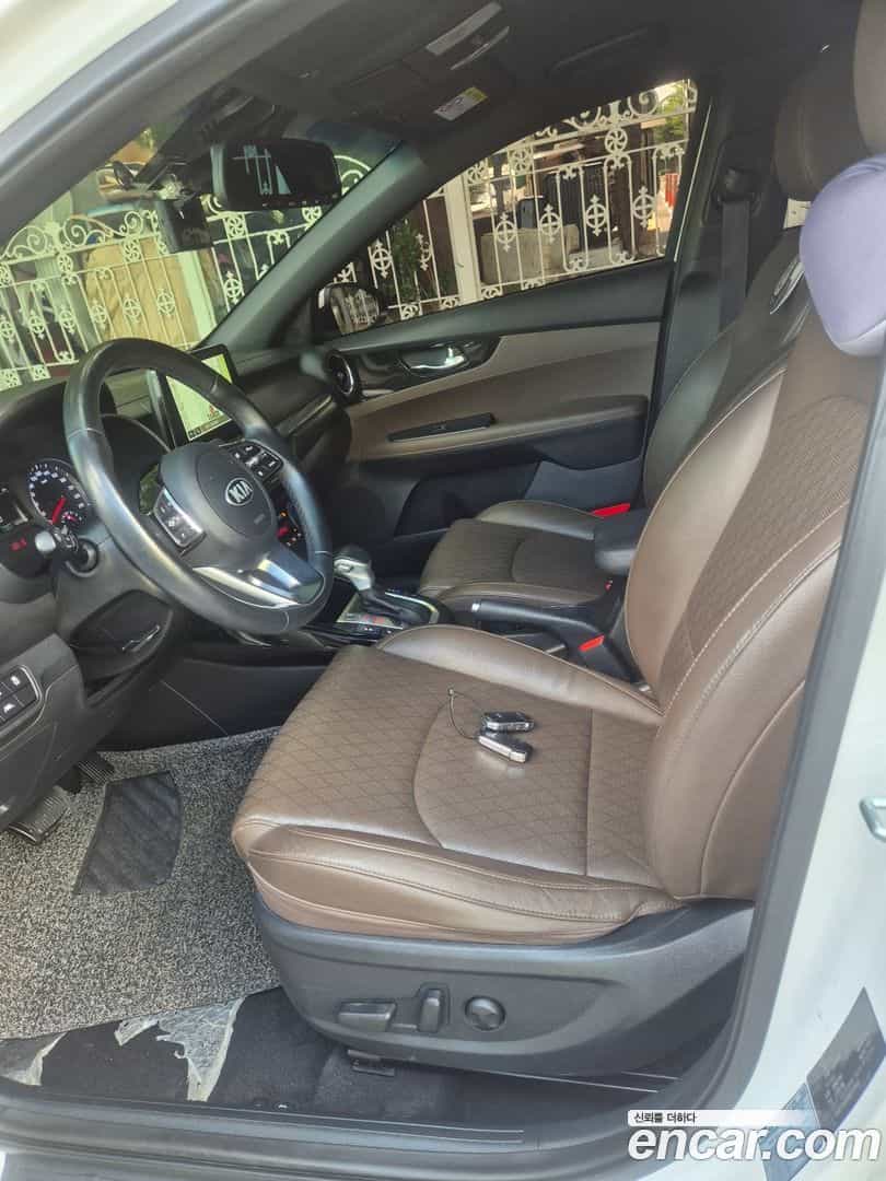K3 Kia 2021.2-INNER-008
