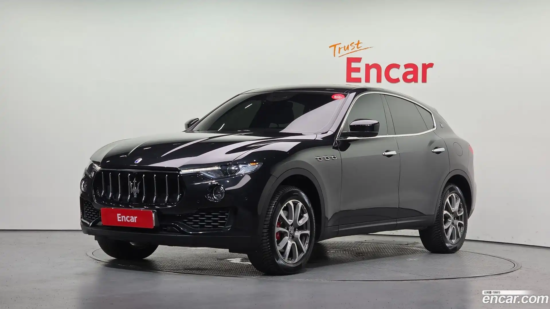 Levante Maserati 2020.11-OUTER-001