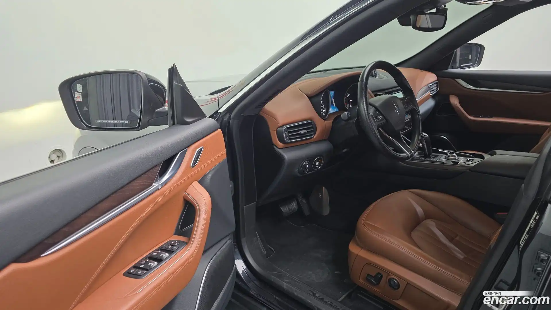 Levante Maserati 2020.11-OPTION-015