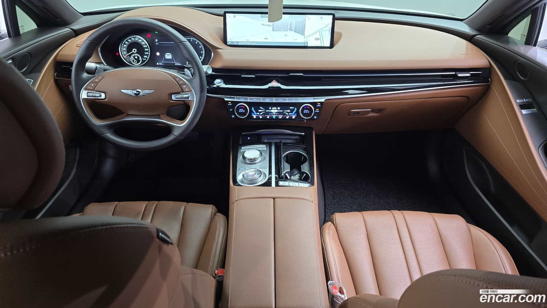 G80 Genesis 2023.2-INNER-007