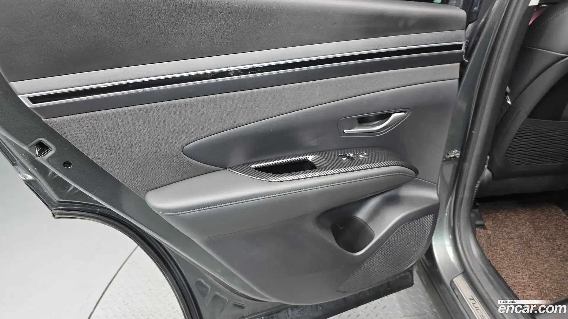 Tucson Hyundai 2021.1-INNER-035