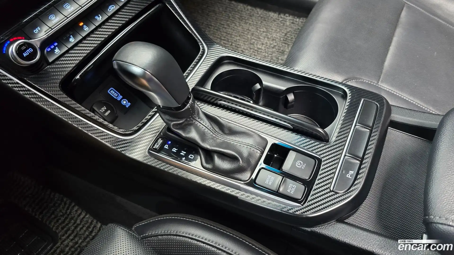 Grandeur Hyundai 2016.11-INNER-009