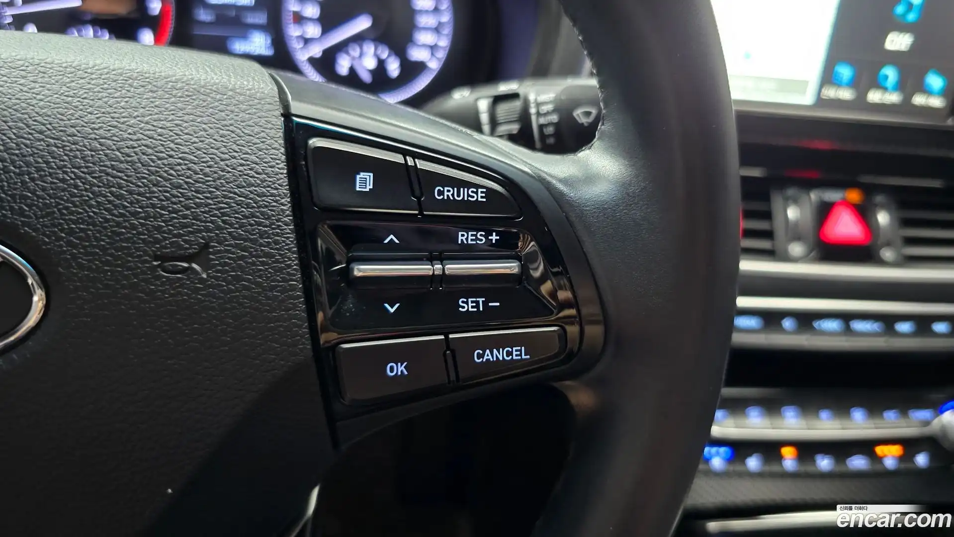 Grandeur Hyundai 2016.11-OPTION-020