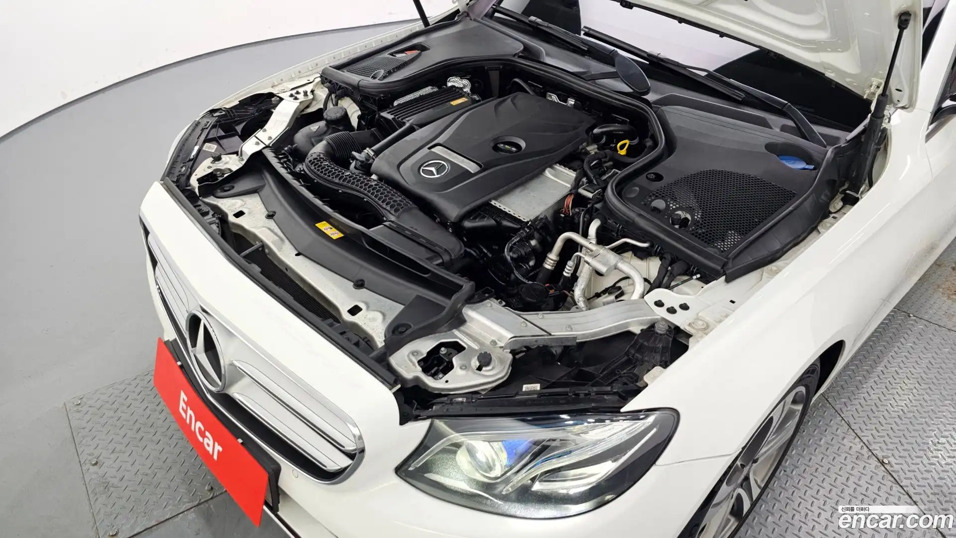 E-Class Mercedes-Benz 2016.9-OUTER-006