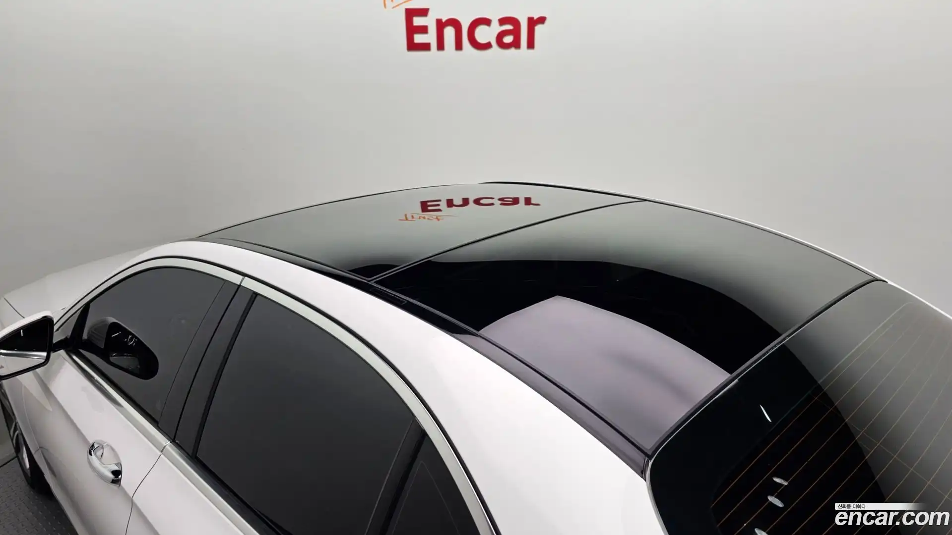 E-Class Mercedes-Benz 2016.9-OPTION-024
