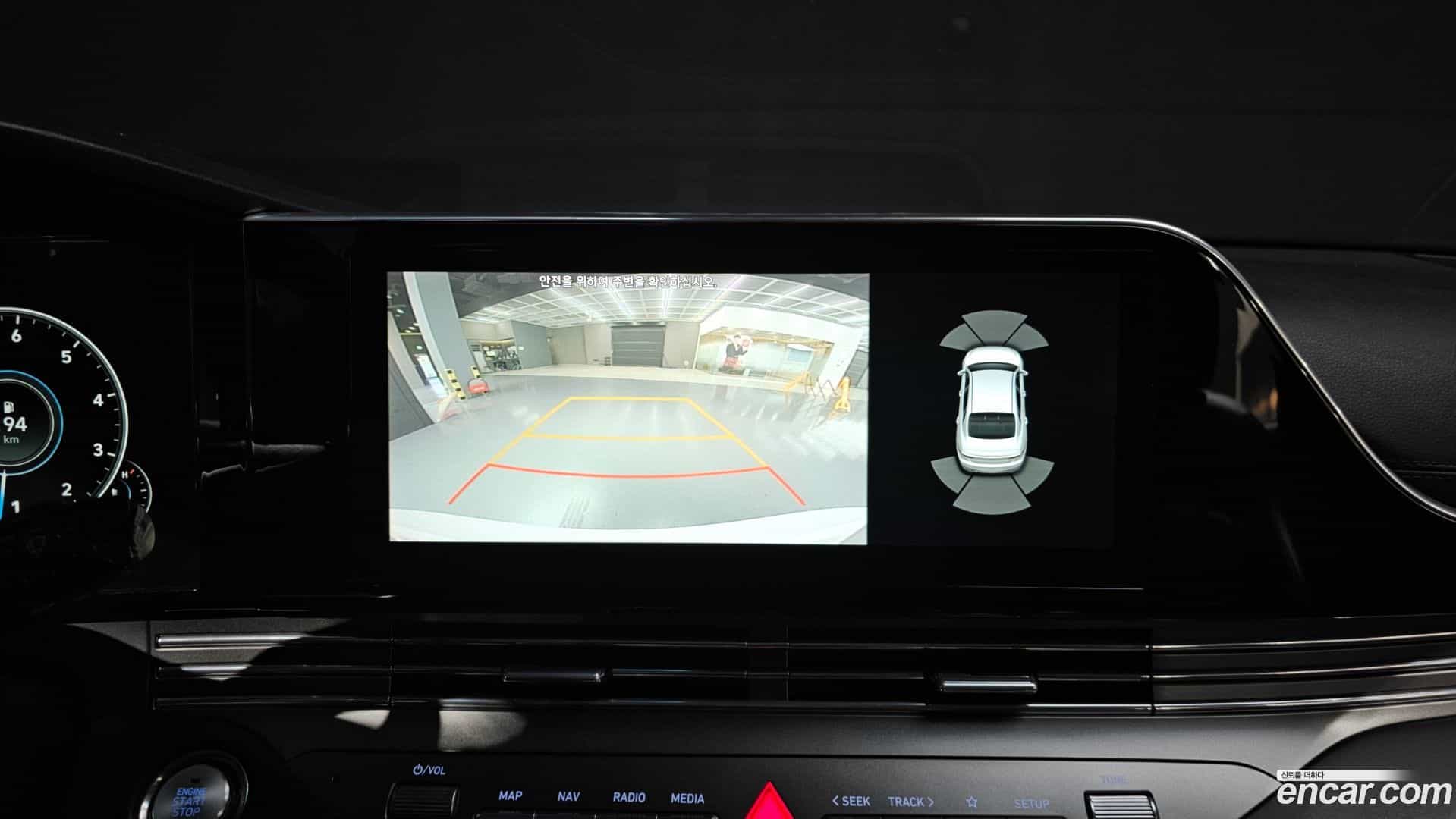 Grandeur Hyundai 2020.1-OPTION-019