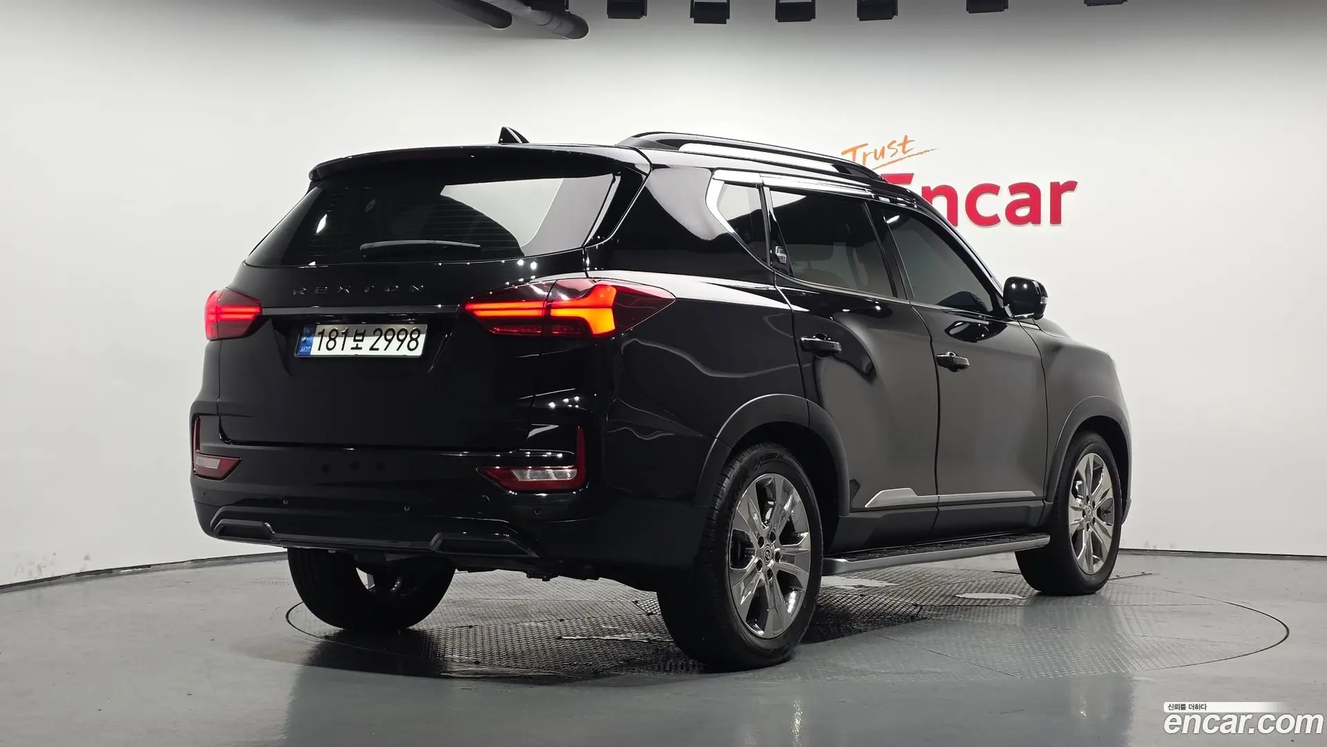 Main__Slider__Photo:Rexton KG Mobility 2023.3-1
