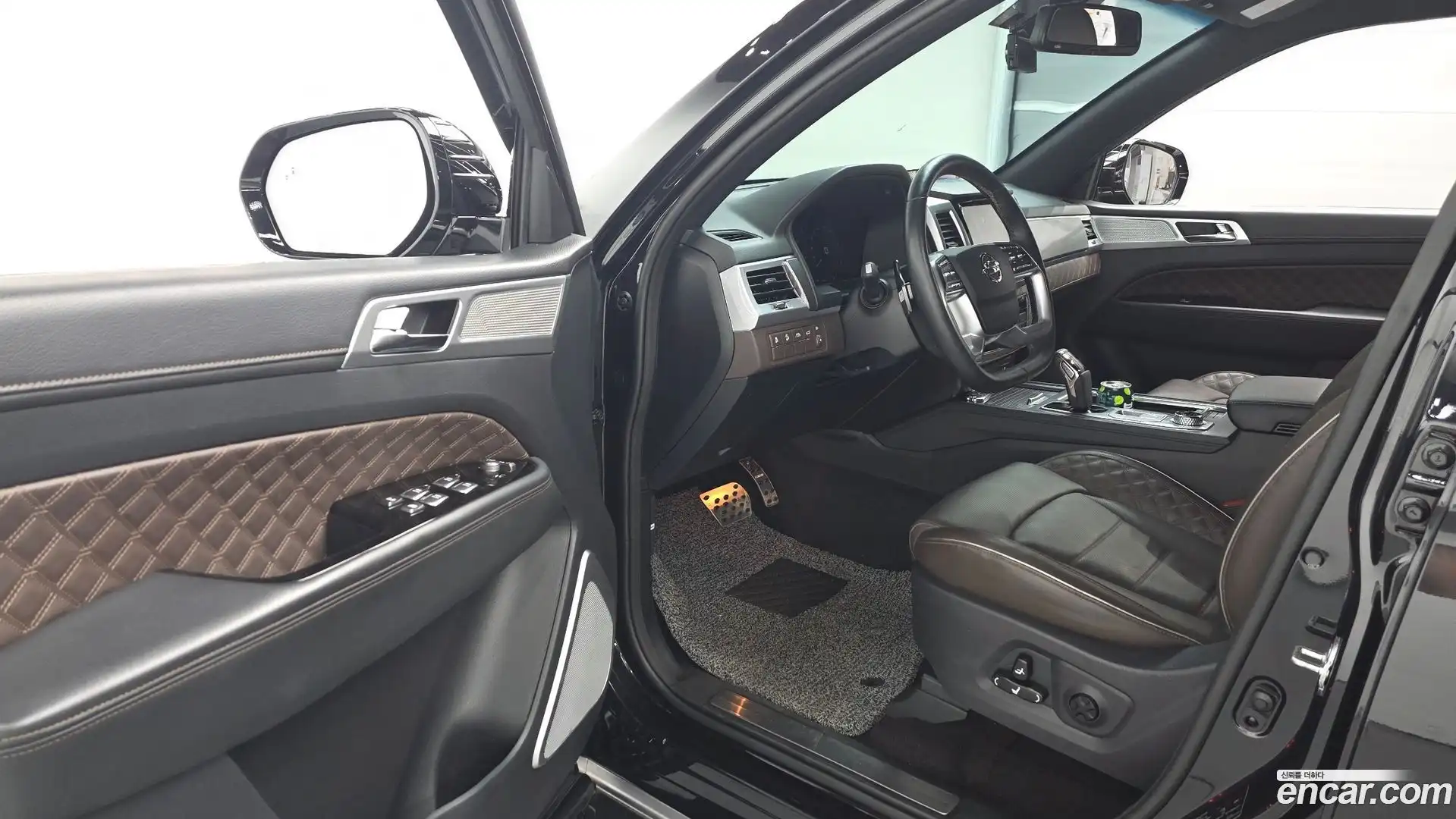 Rexton KG Mobility 2023.3-INNER-010