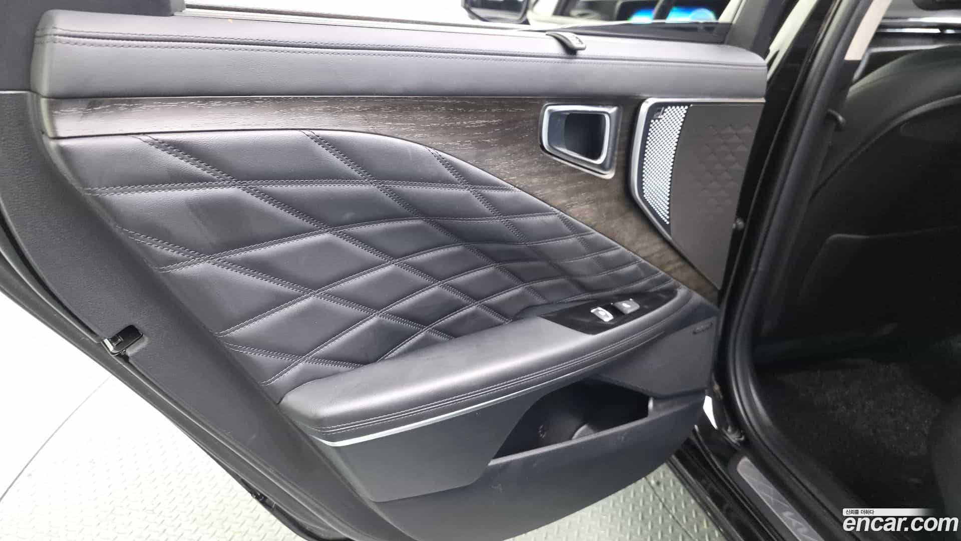 K8 Kia 2022.5-INNER-035