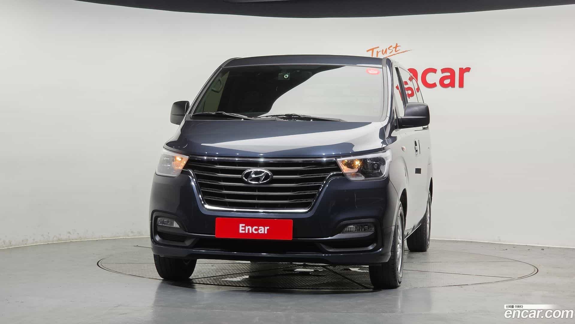 Starex Hyundai 2018.2-OUTER-003