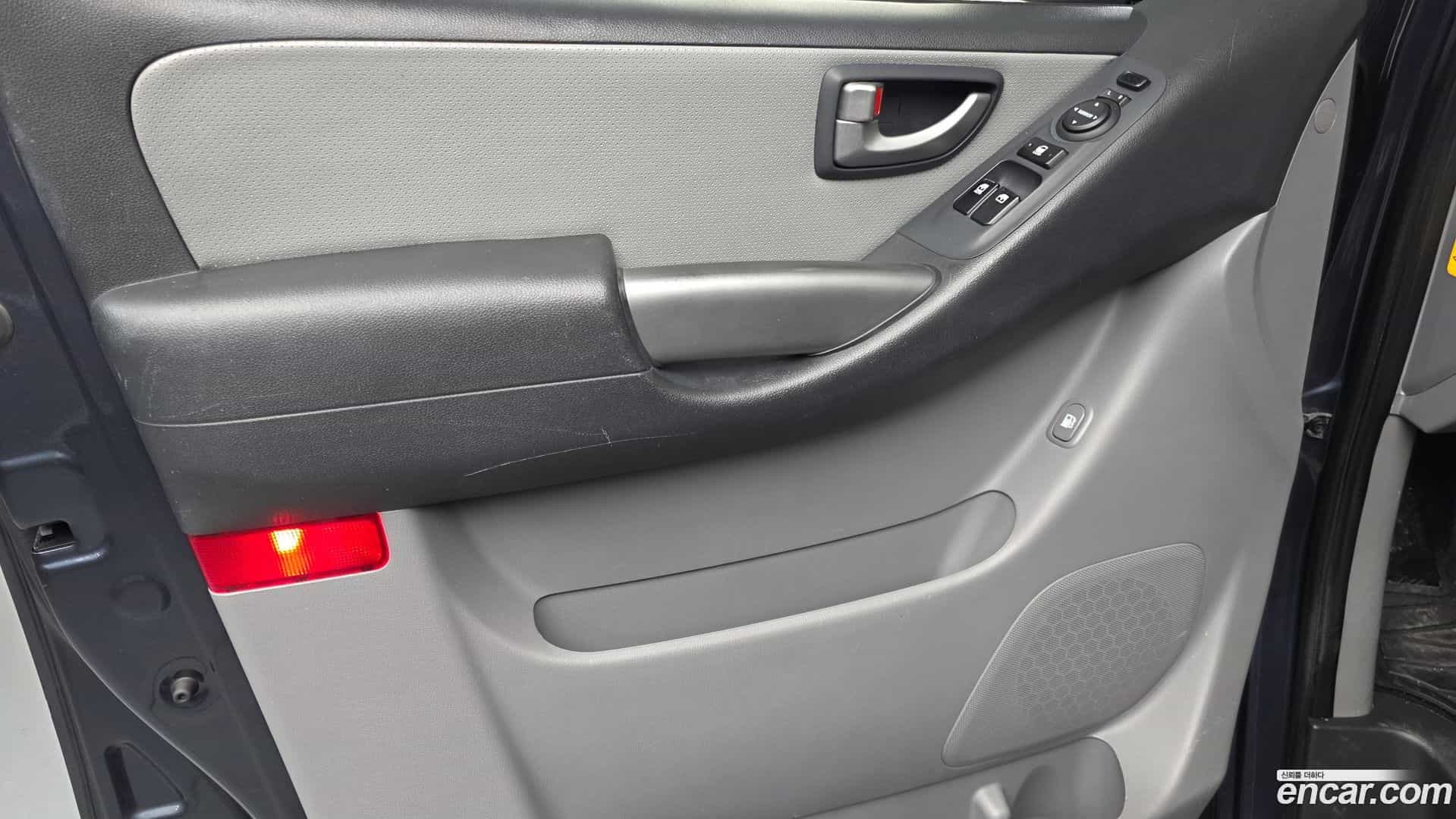 Starex Hyundai 2018.2-INNER-034