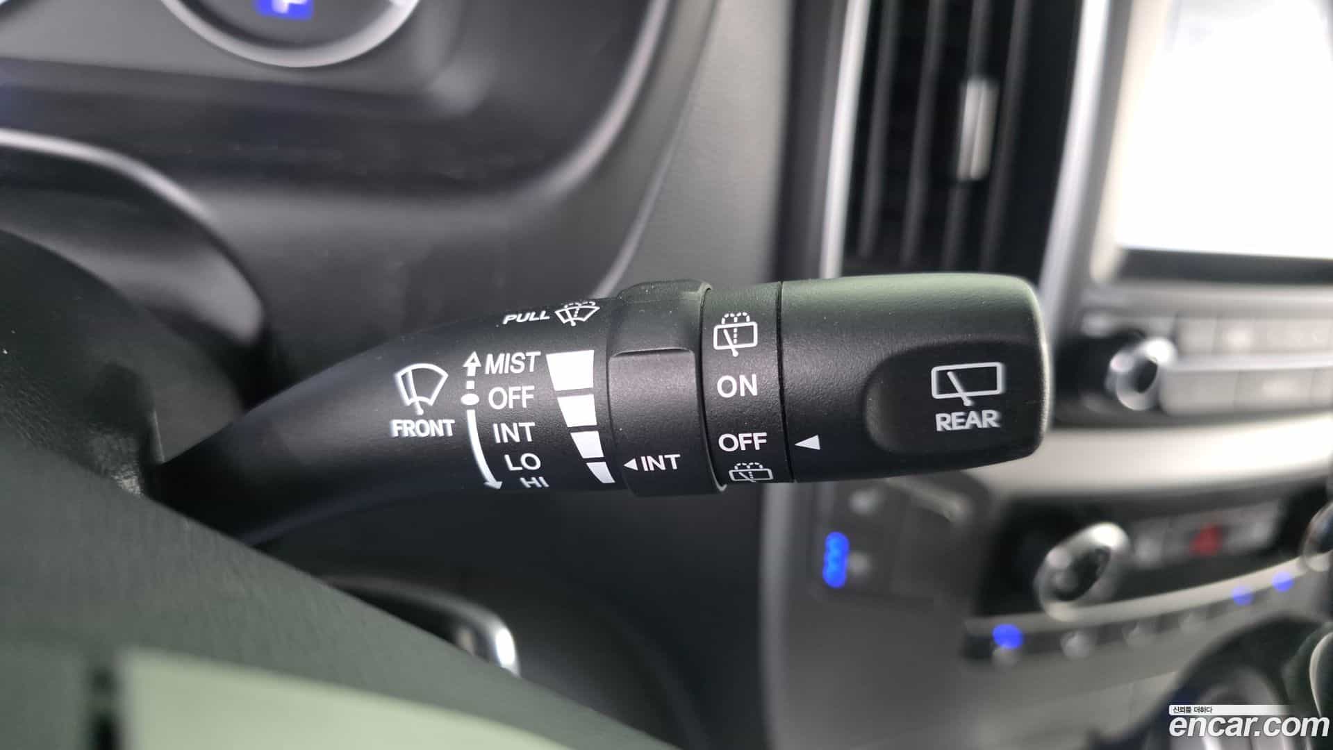 Starex Hyundai 2018.2-OPTION-042