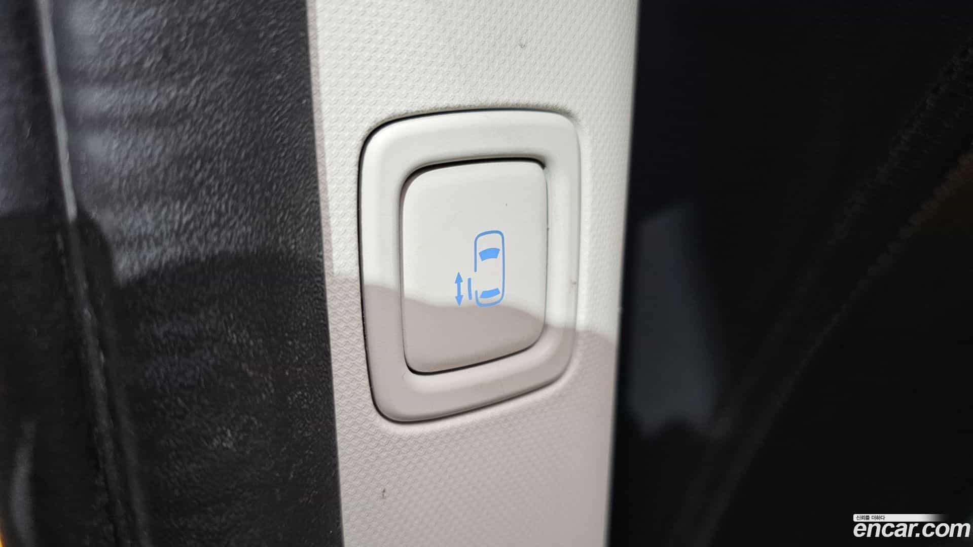 Staria Hyundai 2022.0-OPTION-024