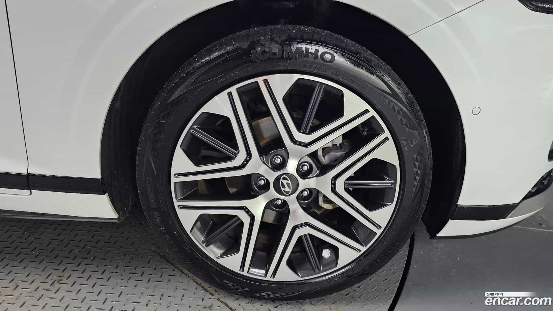 Grandeur Hyundai 2025.2-OUTER-005