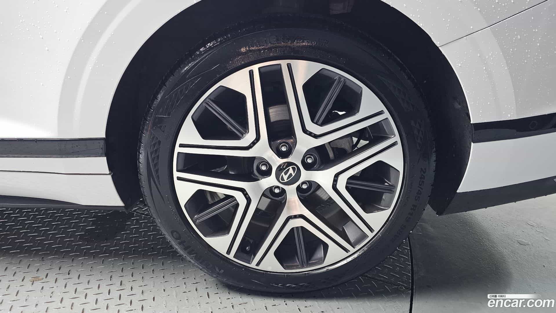 Grandeur Hyundai 2025.2-OUTER-031