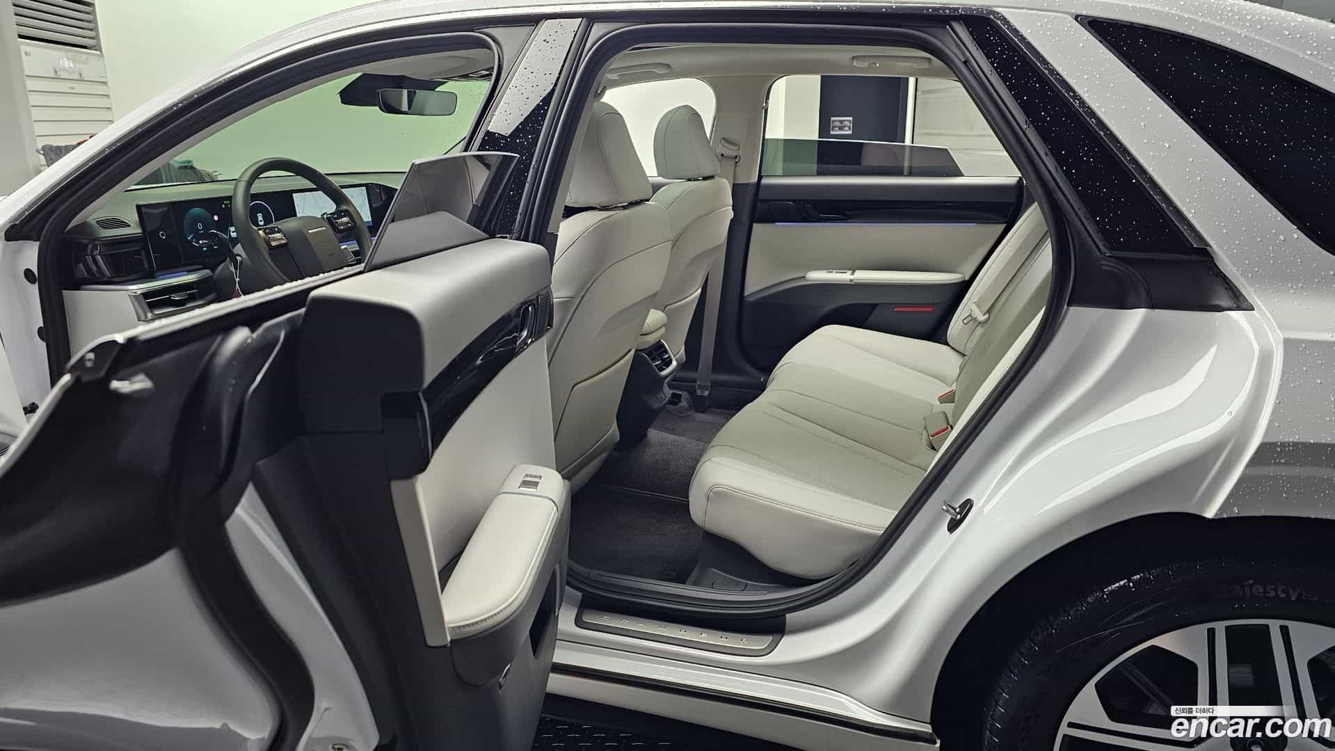 Grandeur Hyundai 2025.2-INNER-036