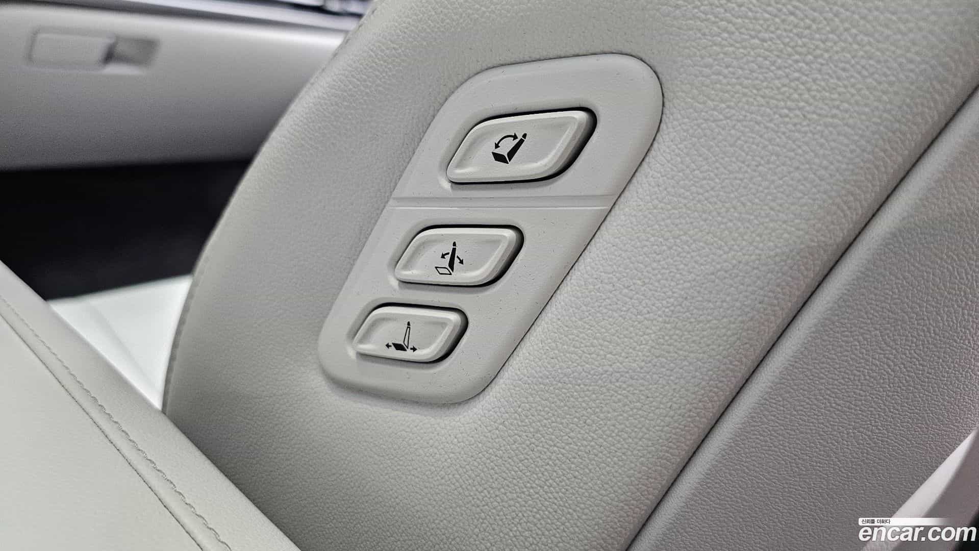 Grandeur Hyundai 2025.2-OPTION-046
