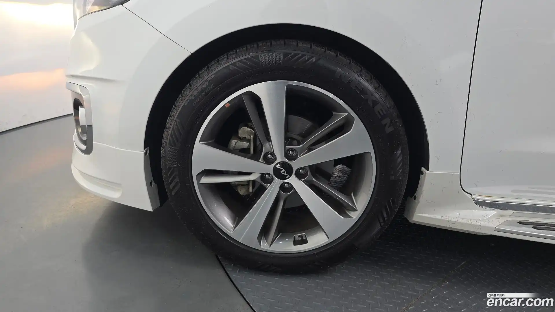 Canival Kia 2017.9-OUTER-005